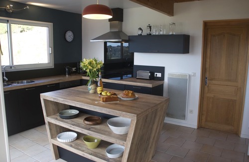 Saint-Jean-du-Doigt House | Maison Falaizou: Oceanfront Retreat with Breathtaking Views