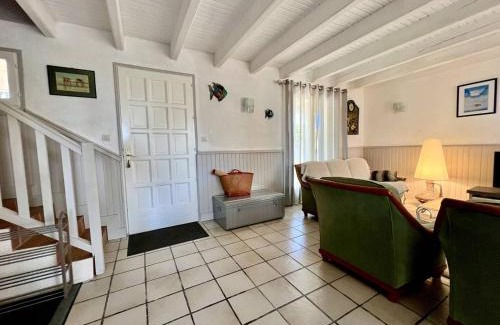 La Bree-les-Bains House | Family-Friendly Maison in La Brée-les-Bains Near Beach