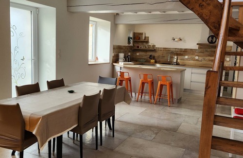 Yvias House | Cozy Family Retreat at Maison Familiale à la Campagne