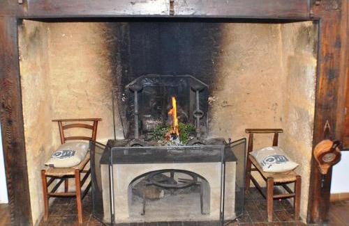 Sainte-Mondane House | Family Retreat with Garden Near Sarlat - Pet Friendly