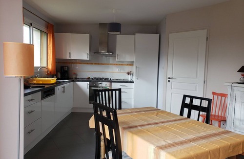 Lauzach House | Family Retreat with Large Garden, Minutes from the Beach