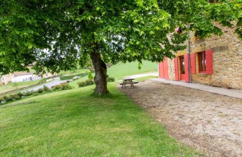 Bouillac House | Family-Friendly Maison with Garden Terrace near Belvès