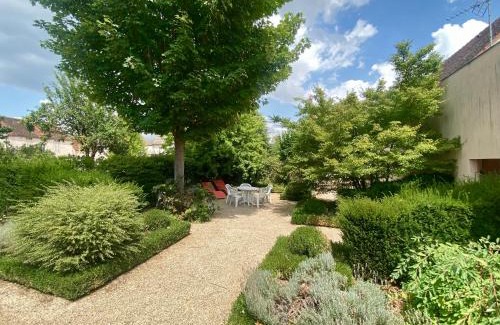 Ladoix-Serrigny House | Family-Friendly Retreat in Picturesque Wine Village