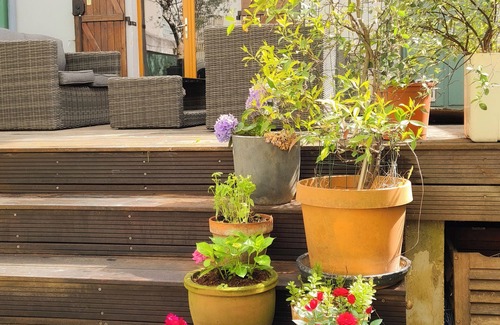 Montreuil House | Family-Friendly Retreat Near Château de Vincennes