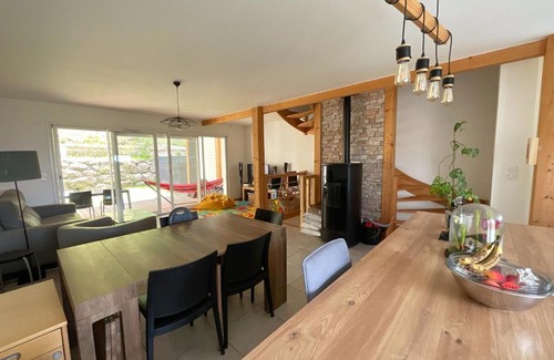 Publier House | Family-Friendly Maison with Lake View & Garden, Near Skiing
