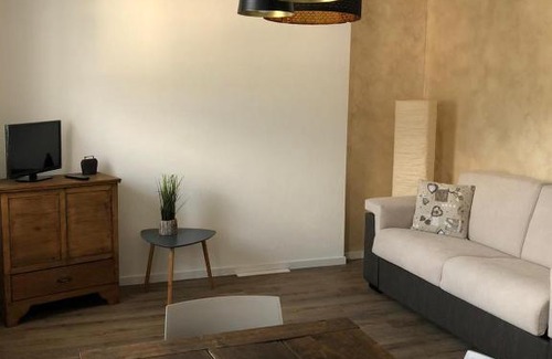 Aosta Apartment | Guest Rated 9.4 - Maison Forum, Pet & Child Friendly Stay