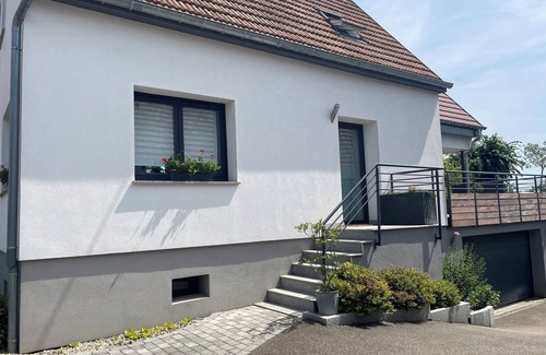 Griesheim-pres-Molsheim House | Family-Friendly Maison Individuelle with Ocean View & Pool