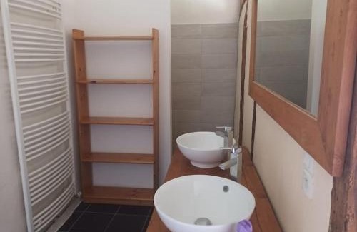 Montesquiou House | Charming Maison: Pet & Child Friendly Getaway Awaits