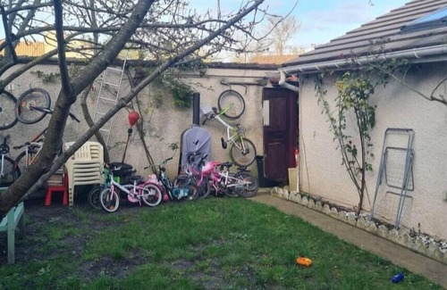 Montigny-les-Cormeilles House | Maison 120m2: Family-Friendly with Garden & Gym Access