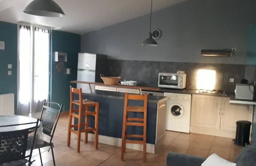Saint-Bauzille-de-Putois House | Cozy Maison Proche de l Herault with Family-Friendly Kitchen