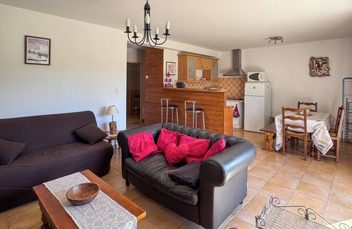 Saint-Michel-de-Chaillol Apartment | Inviting Maison de Montagne with Kitchen & Breakfast Perks