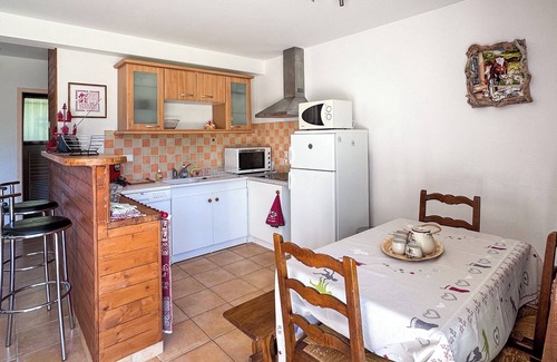 Saint-Michel-de-Chaillol Apartment | Inviting Maison de Montagne with Kitchen & Breakfast Perks