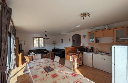 Saint-Michel-de-Chaillol Apartment | Inviting Maison de Montagne with Kitchen & Breakfast Perks