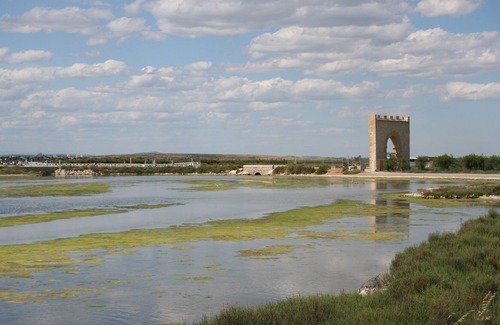 Villeneuve-les-Maguelone House | Maison de Ville à 10 Minutes de la Plage