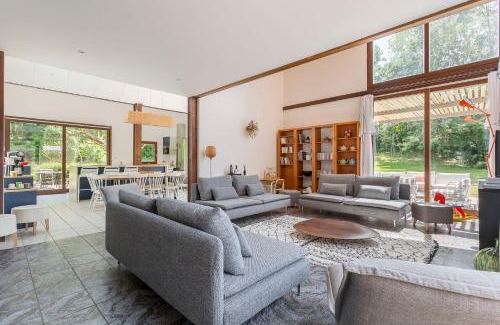 Hieres-sur-Amby Villa | Experience MAISON GAÏA: Oceanfront Retreat with Pool