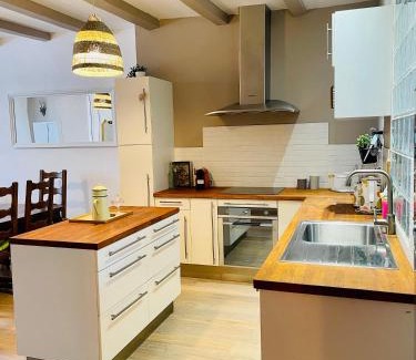 Albertville Apartment | Discover Maison Gabriel: Family-Friendly Stay in Cité Médiévale