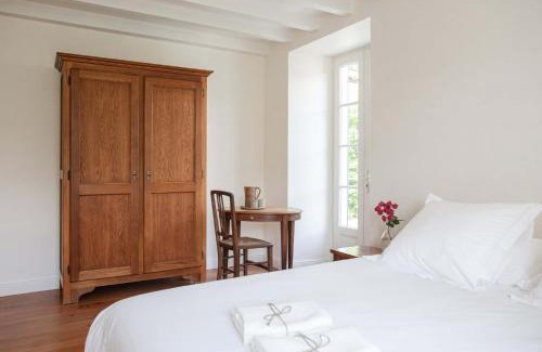 Hasparren House | Peaceful Maison Gamboia: Oceanfront Stay with Garden