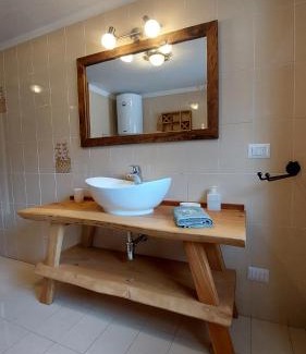 Courmayeur Apartment | Exceptional Family-Ready Retreat at Maison Glarey Courmayeur