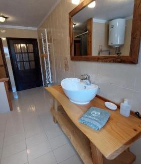 Courmayeur Apartment | Exceptional Family-Ready Retreat at Maison Glarey Courmayeur