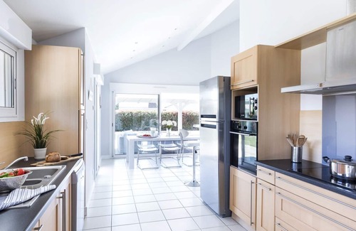 Tosse Villa | Maison Hapchot - Four Bedroom Villa, Sleeps 8