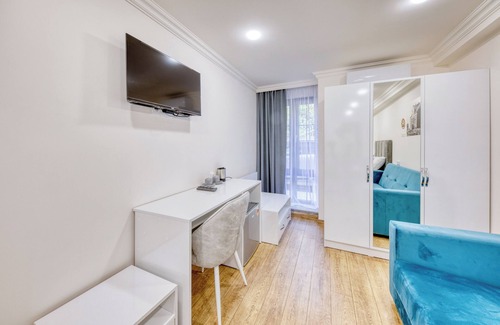 Kentron Hotel | Maison Heritage Hotel