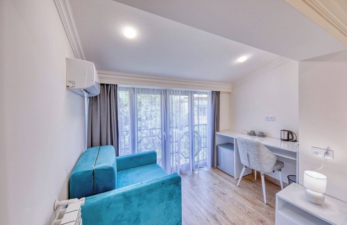 Kentron Hotel | Maison Heritage Hotel