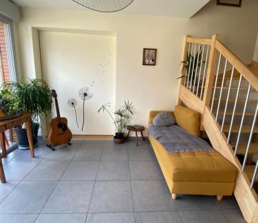 Maillets - Bellevue Villa | Cozy Maison Near Parade with Garden and Cathedral Views