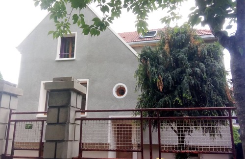 L'Ile-Saint-Denis House | Renovated Maison in Lile-saint-denis, Perfect for Families!