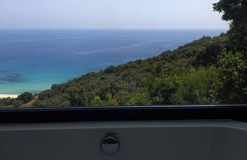Tarcu House | Beachside Maison Individuelle: Ideal for Families & Pets