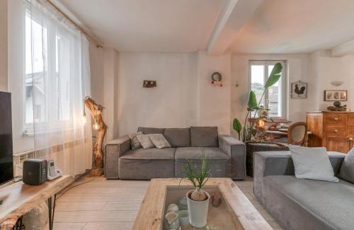 Theys House | Relaxing Maison Jacuzzi-Sauna at Station 7 Laux