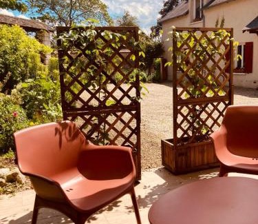 Port-Mort House | Serene Maison La Plage in a Tranquil Green Setting
