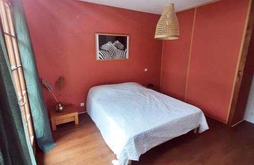 Josse House | Discover Maison Landaise: Pet-Friendly Oasis with Pool