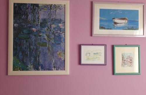 L'Aquila Bed & Breakfast | Inviting Maison Lavande: Wheelchair Accessible & Family-Friendly