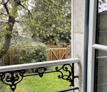Senlis House | Discover Maison Le Clos des Cerfs: Family & Pet Friendly Stay