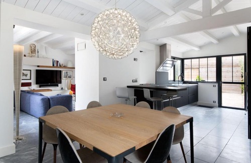 Saint-Martin-de-Re House | Indulge at Maison Le Clos Neraud: Pool & Spa Oasis