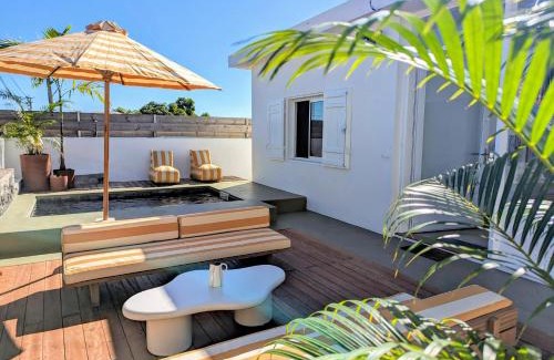 Saint-Paul Villa | Maison Lemonade: Sweet Escape with Pool & Ocean Views