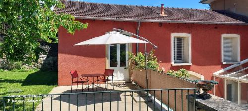 La Tour-du-Pin House | Oceanfront Haven at Maison LETRAT - Guest Rated 9.2/10