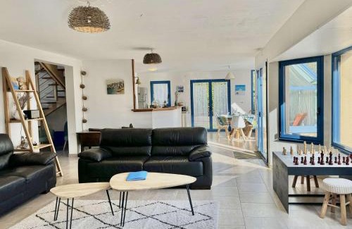 La Foret-Fouesnant House | Bright Maison La Forêt-Fouesnant Near Beach & Golf