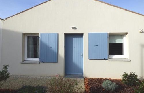 Marsilly House | Bright Retreat: 2BR Near Golf & La Rochelle, Pet-Friendly