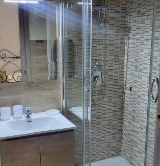 Soverato Marina Bed & Breakfast | Top-Rated Maison Manni' B&B with Breakfast & Kitchen