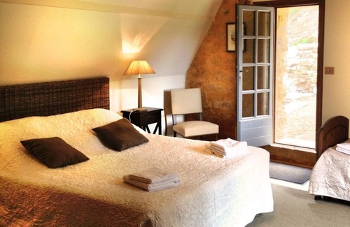 Beynac-et-Cazenac House | Experience Relaxation at Maison Milou with Pool & Spa