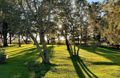 Beauvoir-sur-Mer House | Cozy Maison Mitoyenne with Marsh View & Pet-Friendly Perks