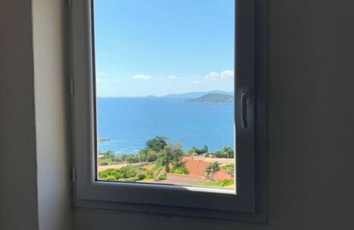 Corse-du-Sud Villa | Seaside Maison Mitoyenne with Breathtaking Sunset Views