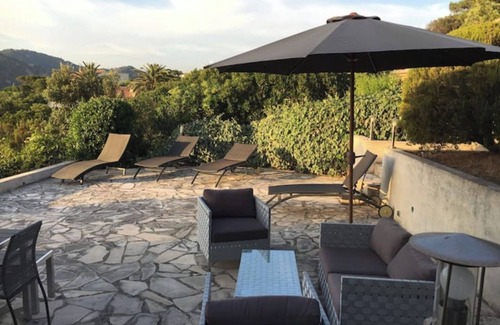 Corse-du-Sud Villa | Seaside Maison Mitoyenne with Breathtaking Sunset Views