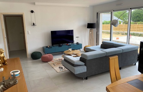 Plobannalec-Lesconil House | Maison Moderne Bourg: Relax by the Pool Near the Sea