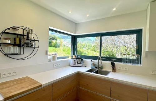 Les Sagnieres Villa | Modern Haven with Breathtaking Views - 5 Min from Lake