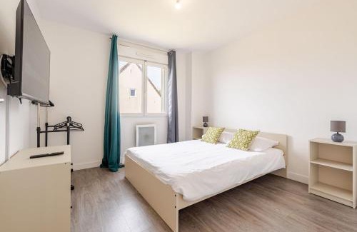 La Grande-Paroisse Villa | Modern and Comfortable Retreat for 7 Guests