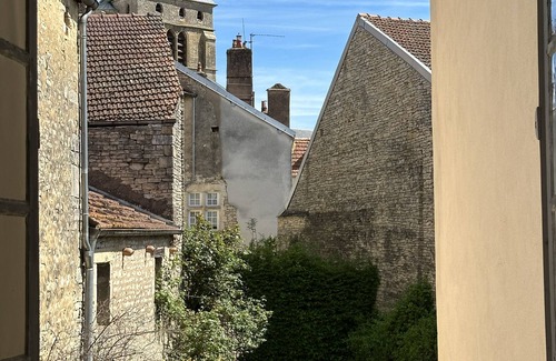 Champlitte House | Historic Maison with Garden & Pet-Friendly Amenities
