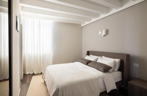 Tremezzina Apartment | Experience Maison MUSA at Vita B: Oceanfront Bliss Awaits