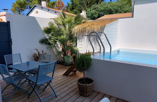 Saint-Jean-de-Monts House | Elegant Maison Neuve with Private Pool for Family Fun